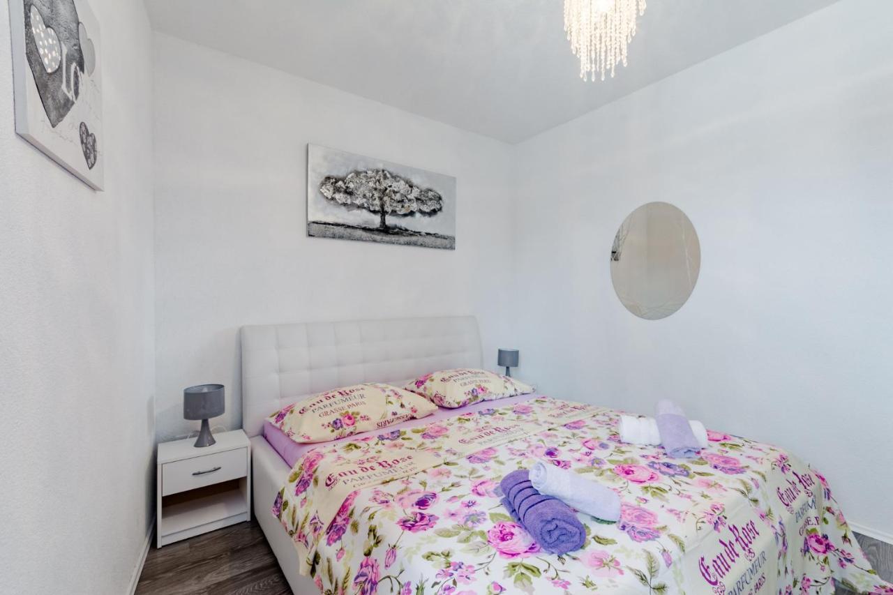 Apartment Anamaris Solin Exterior foto