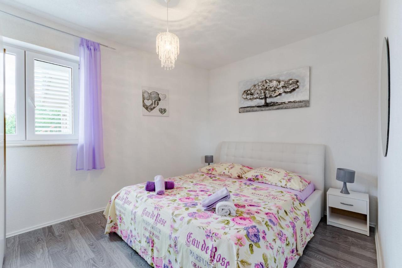 Apartment Anamaris Solin Exterior foto